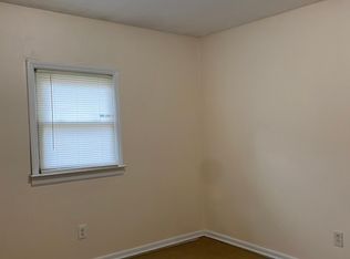 7600 Lesane Dr, Louisville, KY 40214