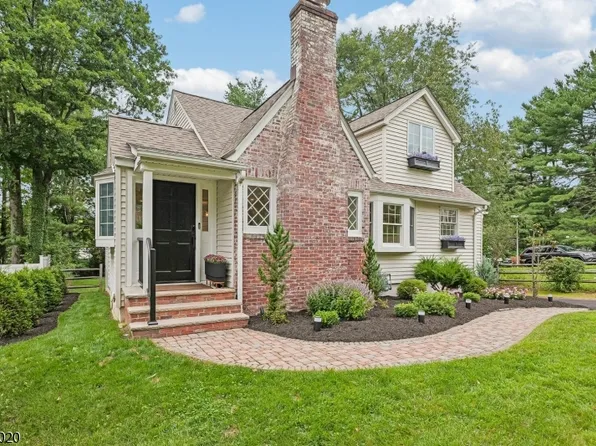 60 Meyersville Rd, Chatham Twp., NJ 07928