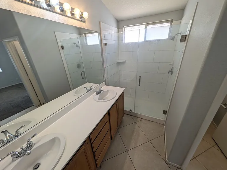 1821 Running Fawn Ct — Photo 14