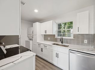 809 W Broadus St, Fort Worth, TX 76115