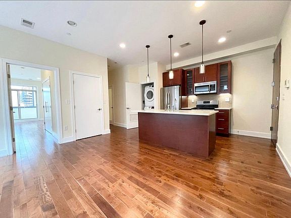 4th image of 15000 N Palethorp St Unit 3D