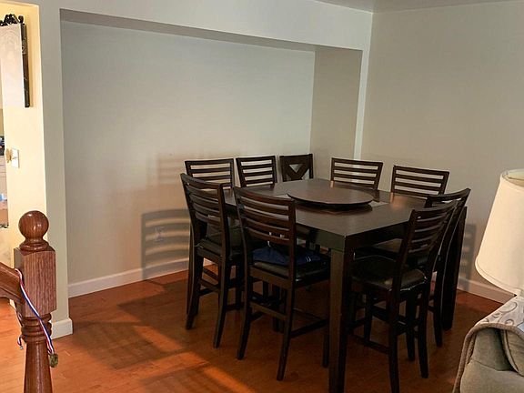 2nd image of 3343 Oakshade Ct