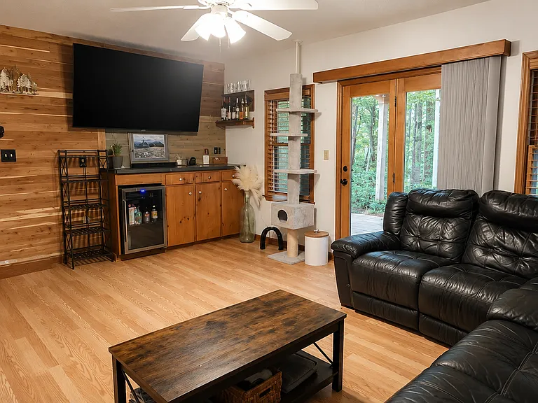 252 McGuffey Ridge Rd — Photo 14