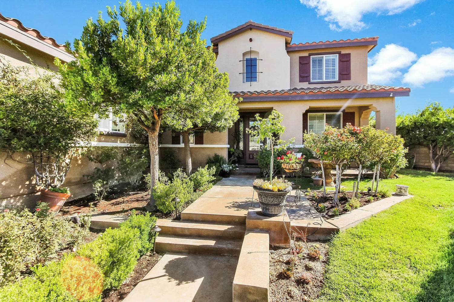 24305 Via La Casa, Santa Clarita, CA 91354 | Zillow