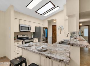 8051 N Tackroom Ln, Tucson, AZ 85741