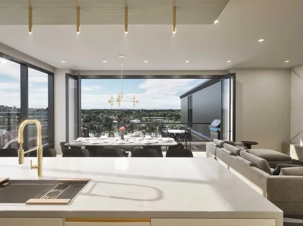 100 E 10a St NW #905, Calgary, AB T2N 4T3