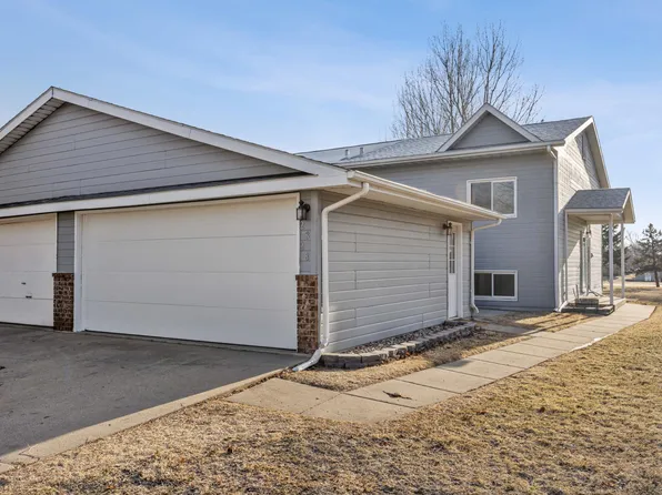 2828 26th Street Cir S, Moorhead, MN 56560