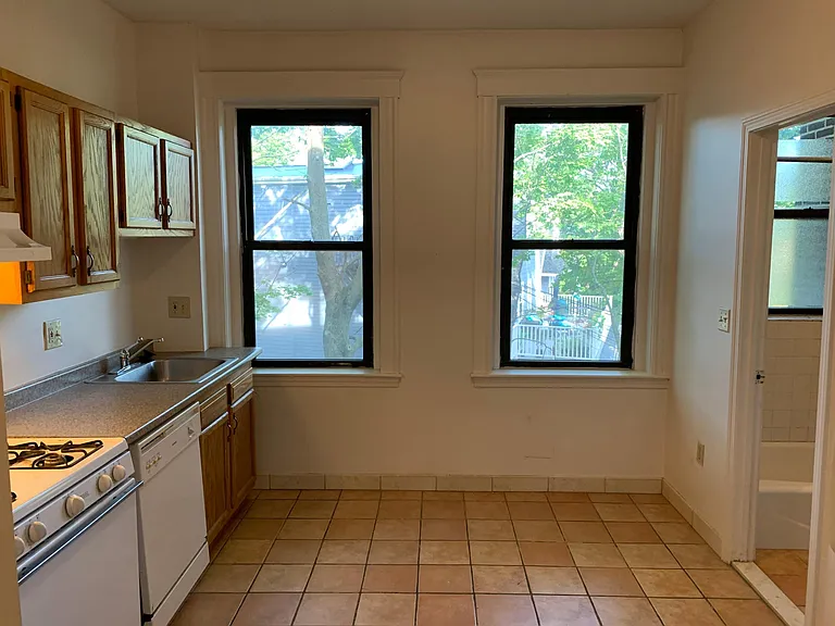 11 Cummings Rd #3 — Photo 30