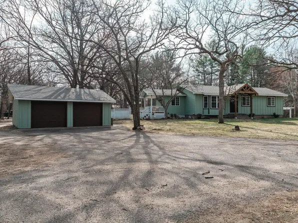 20155 Arrowhead St NW, Oak Grove, MN 55011