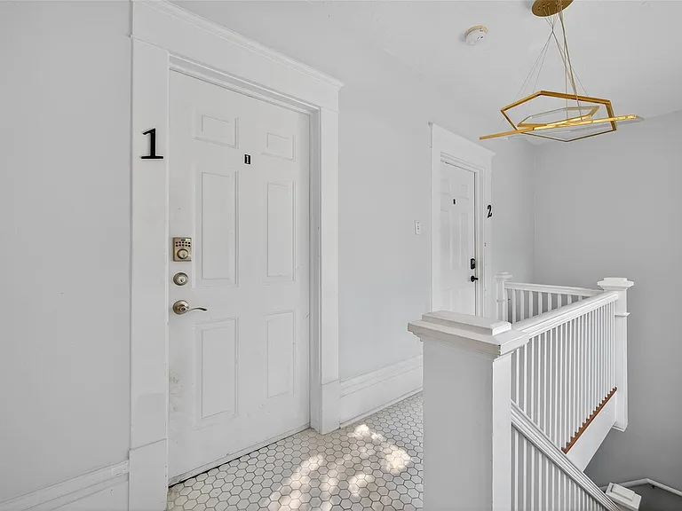 324 W Alabama St #2 — Photo 27