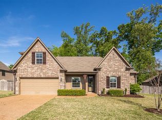 5061 Forest Oasis Ln, Bartlett, TN 38135