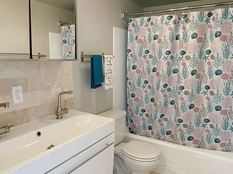 2020 Building — Photo 65