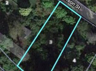 Madison St, Fairview, WV 26570