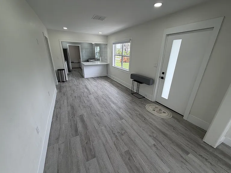 537 Sunset Blvd — Photo 35