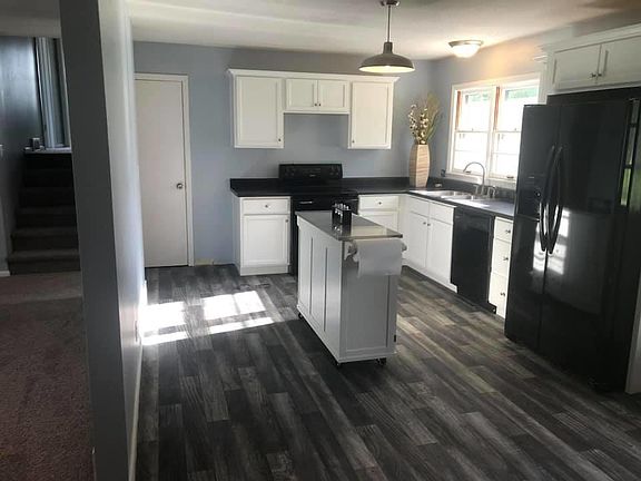 5th image of 635 S Grant Ave