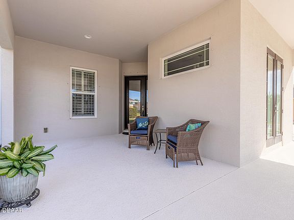 5th image of 527 Luna Bella Ln