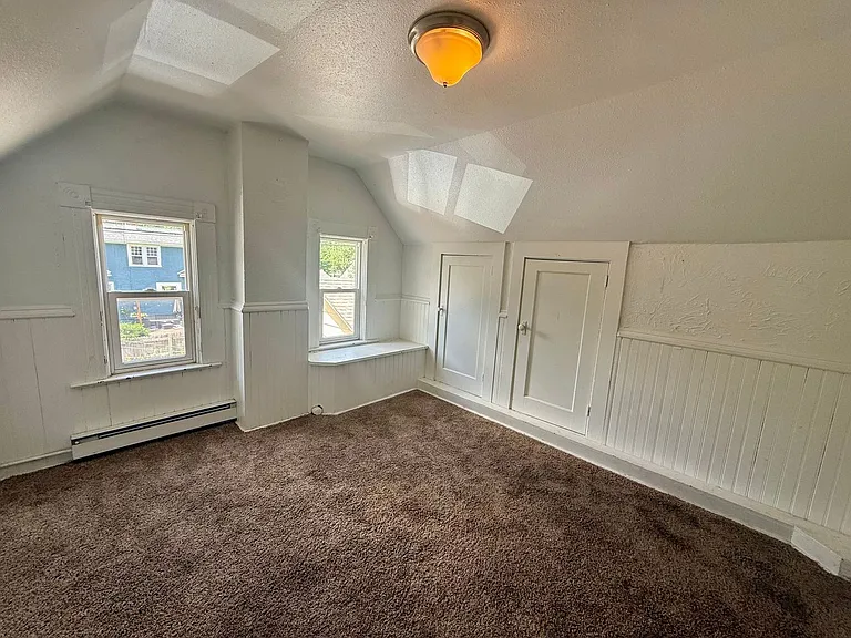 324 N 3rd Ave — Photo 14