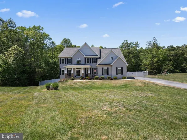 12371 Belle Pl, Hughesville, MD 20637