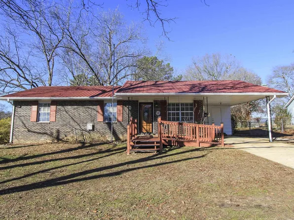 1405 Circle Dr, Oxford, AL 36203
