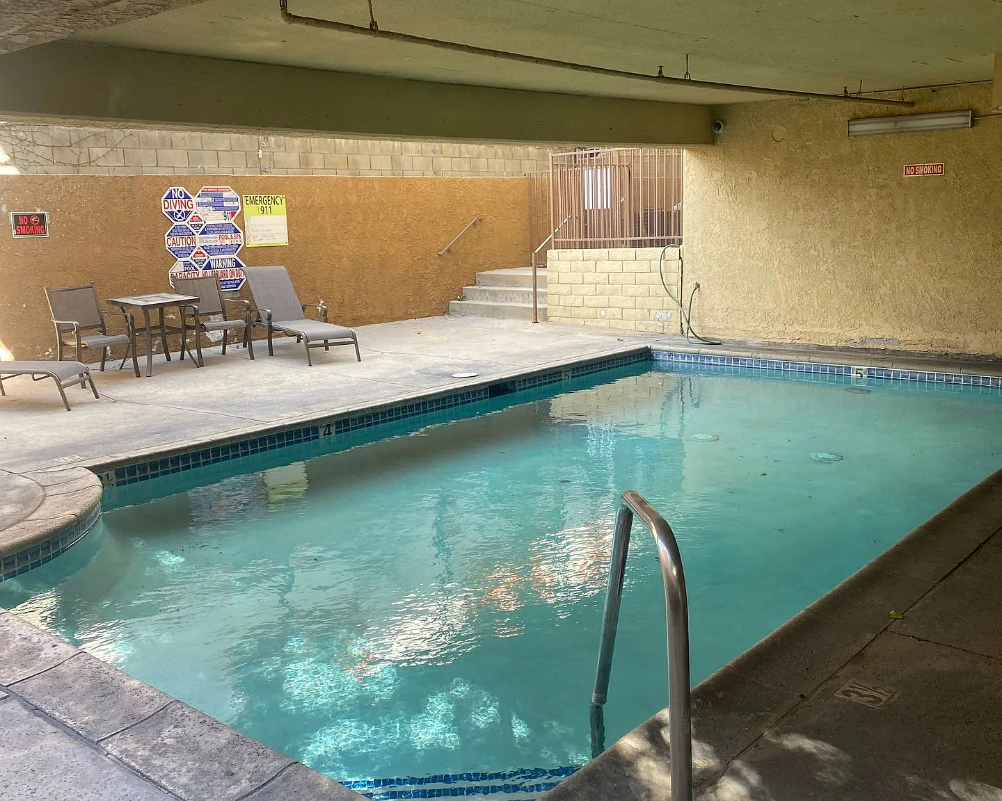 Rodeo Apartments — Photo 3
