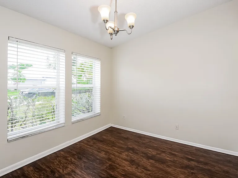 2640 Rolling Broak Dr — Photo 6