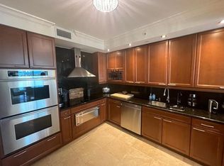 20201 E Country Club Dr #Cu-1009, Miami, FL 33180