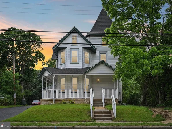 134 S Main St, Glassboro, NJ 08028