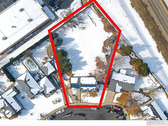 2nd image of 2889 44th Ave