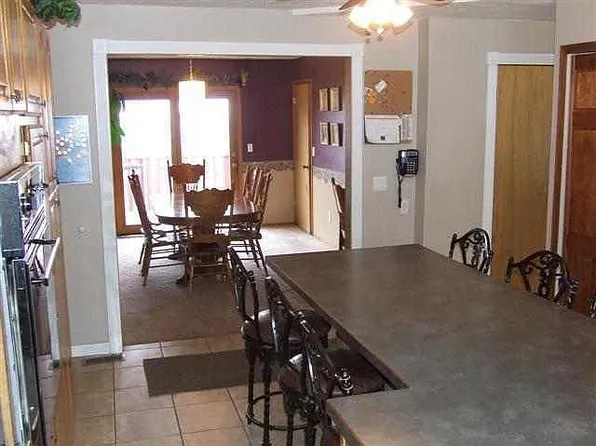 588 Canyon Dr, Pocatello, ID 83204