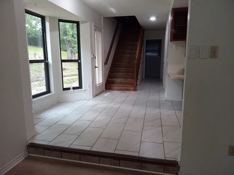 2719 Sunrise Dr — Photo 8