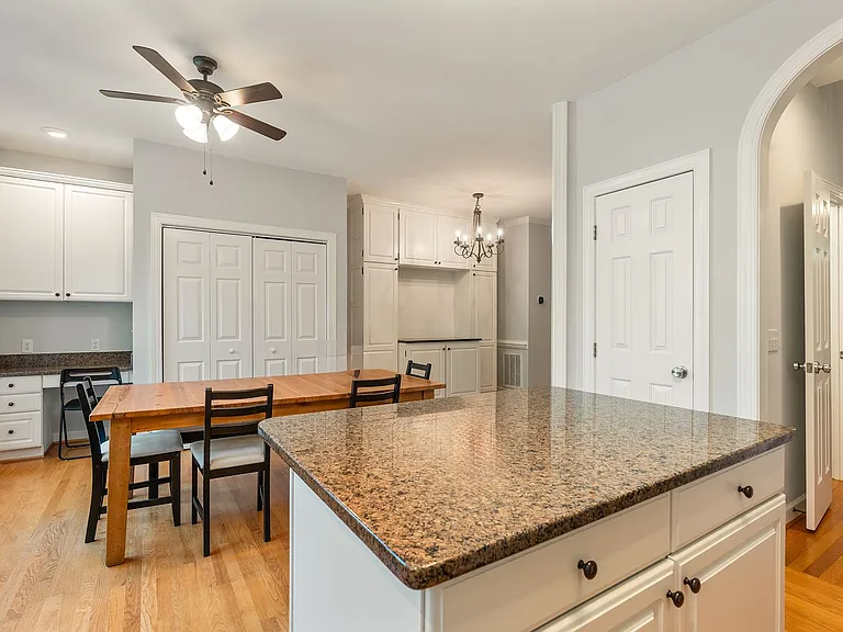 108 Westgreen Dr — Photo 13