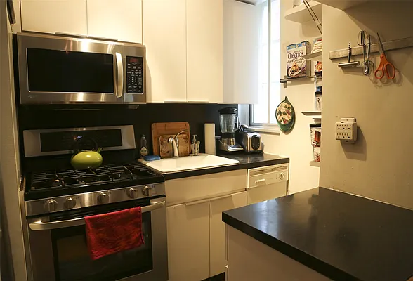 Sold by Marion Bass, Inc. | media 9