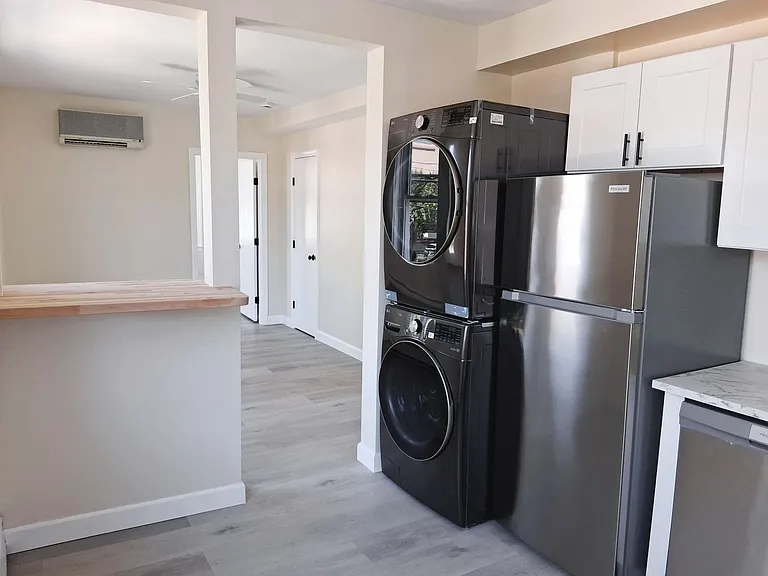 2 Green St #2W — Photo 8