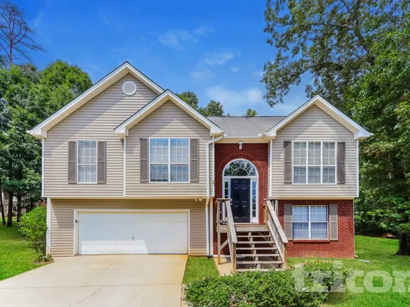 50 Tufts Cir, Covington, GA 30016