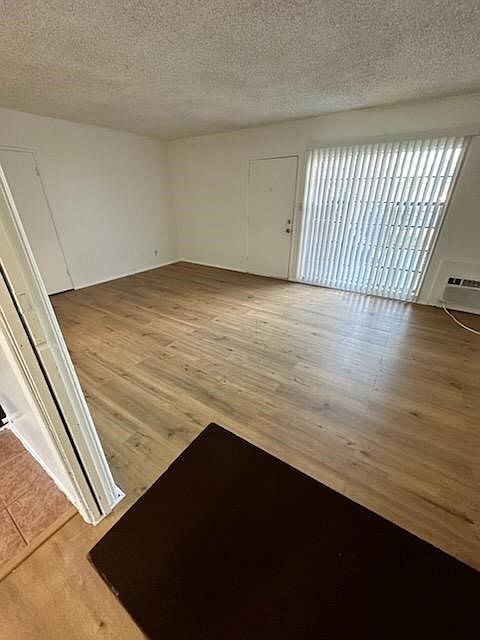 1st image of 229 Sonora Dr #229