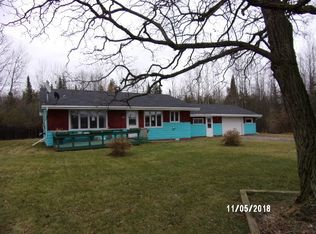 4358 M Rd, Escanaba, MI 49829