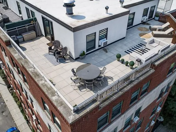 108 Peterborough St #Phn, Boston, MA 02215