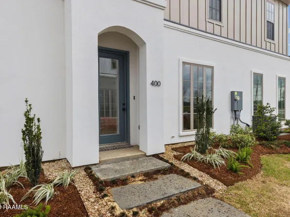 805 Broyles St #400, Youngsville, LA 70592