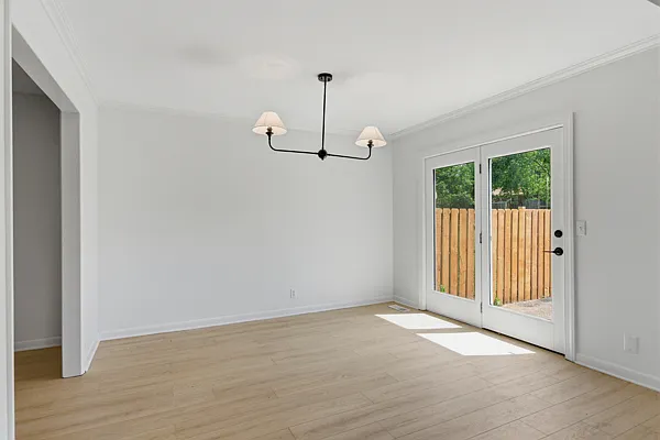 800 Williamsburg West Dr — Photo 11