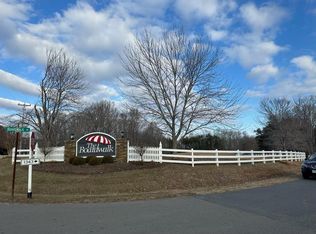 91 Boardwalk Dr, Moneta, VA 24121