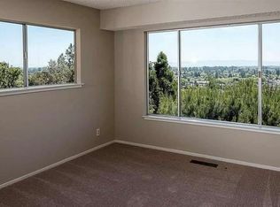 3010 Broadmoor Vw, Oakland, CA