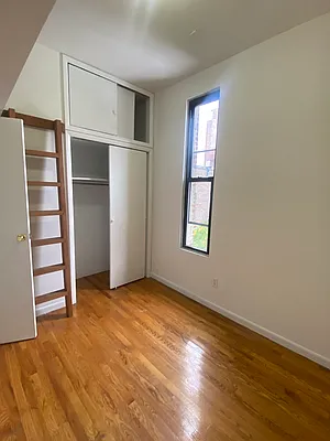 Rented by Peter R. Hungerford, LREB | media 9