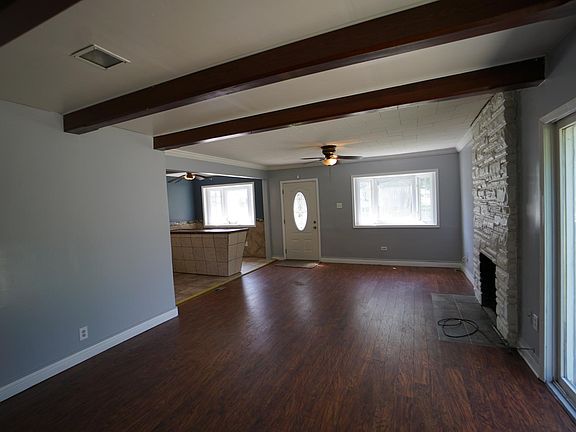 3rd image of 24216 Eureka Ave