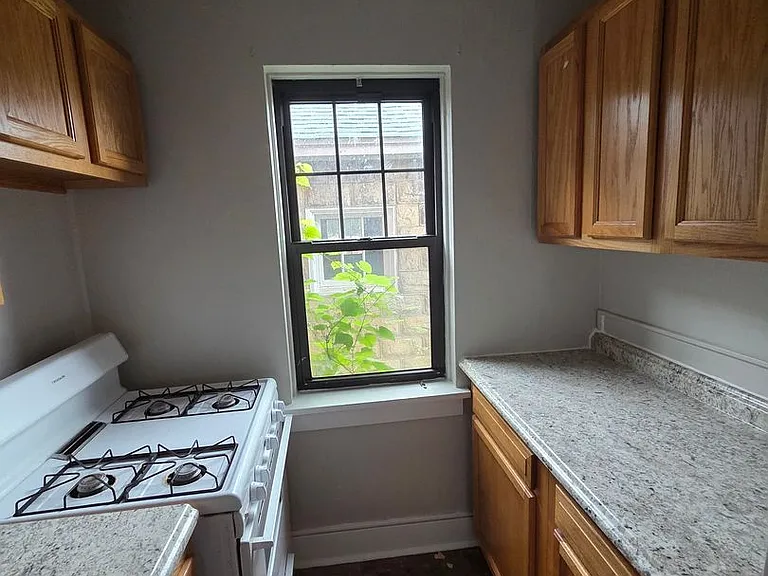 20 Cornell Pl — Photo 26
