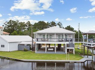 6241 Shawnee St, Kiln, MS 39556