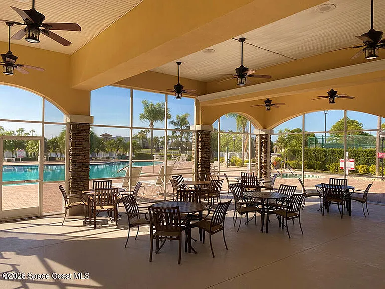1610 Lago Mar Dr — Photo 25