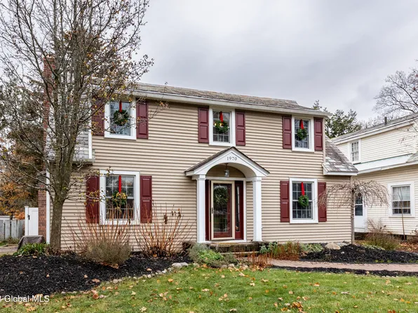 1970 Nott Street, Niskayuna, NY 12309