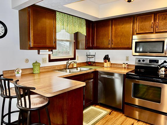 4th image of 1776 Colhasset Ln