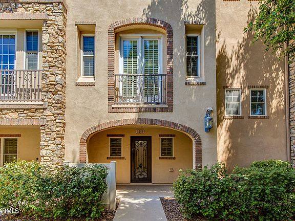 2nd image of 2449 E MONTECITO Avenue