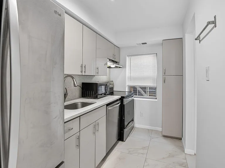 511 P St NW #3 — Photo 6